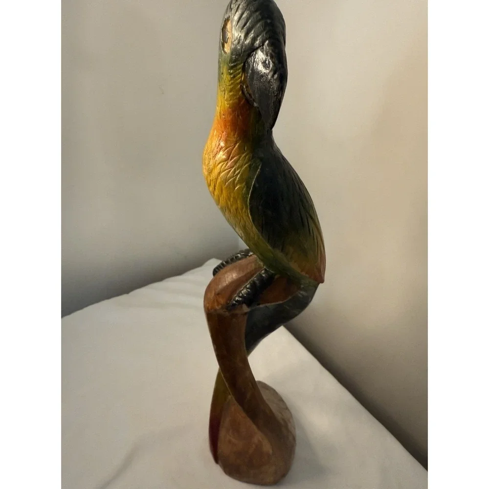 Hand‎ Carved & Painted Wooden Parrot!